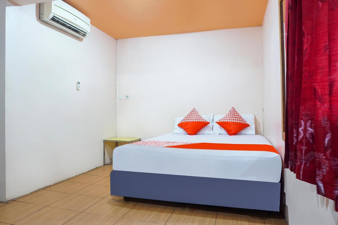 Oyo 90923 Makassar Cottage Balangberu Bagian luar foto