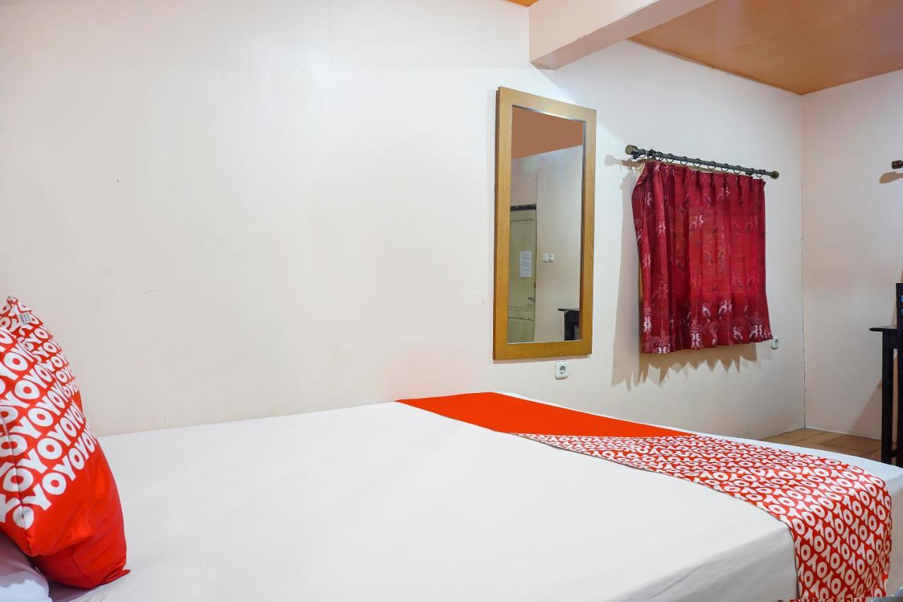 Oyo 90923 Makassar Cottage Balangberu Bagian luar foto